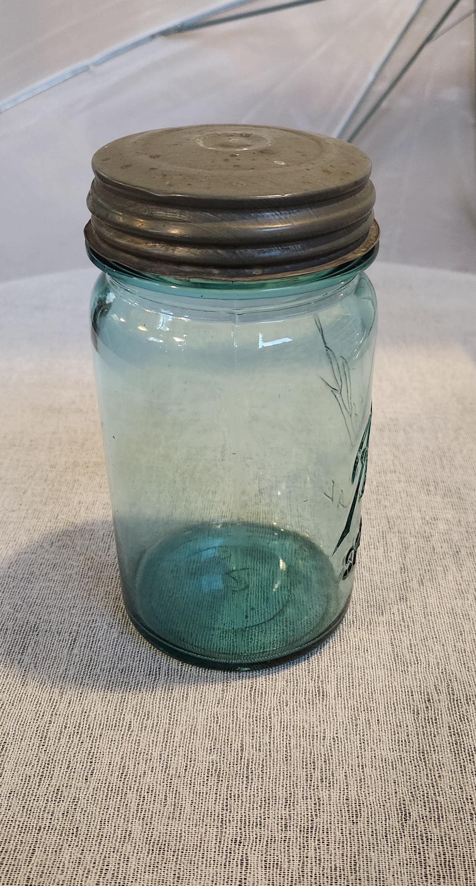 Ball SPECIAL Blue Mason Jar With Original Lid - #2 Mold - 1900