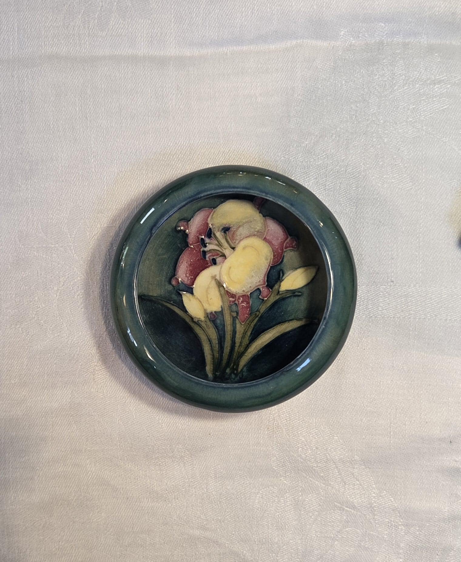 Moorcroft design - Etsy 日本