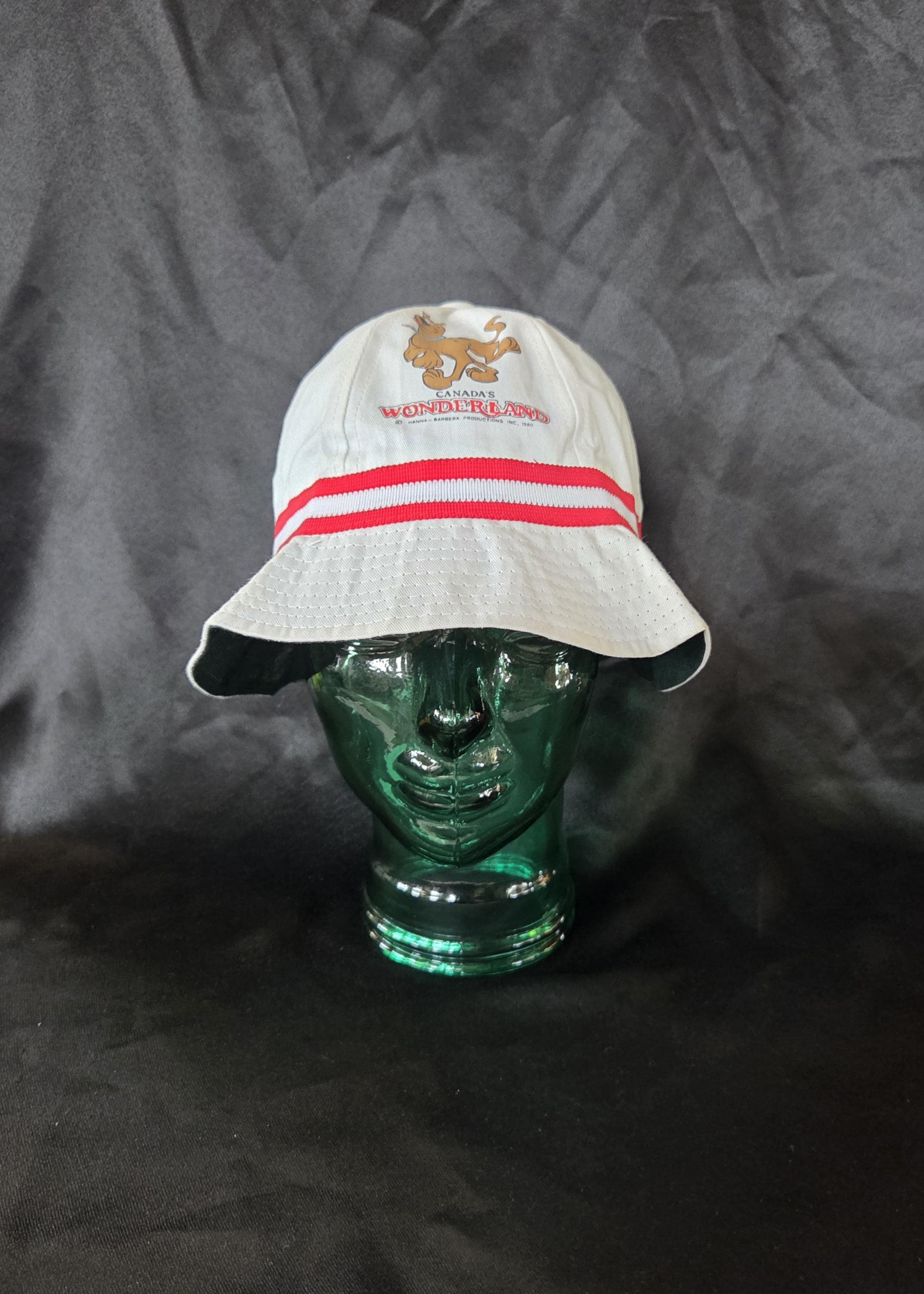 Hanna-Barbera Cindy bear vintage bucket hat Drawing Yogi Bear with Ranger Smith main image 4