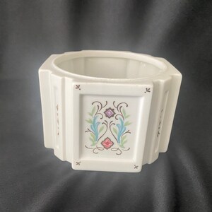 Vintage Floral Japanese porcelain pot