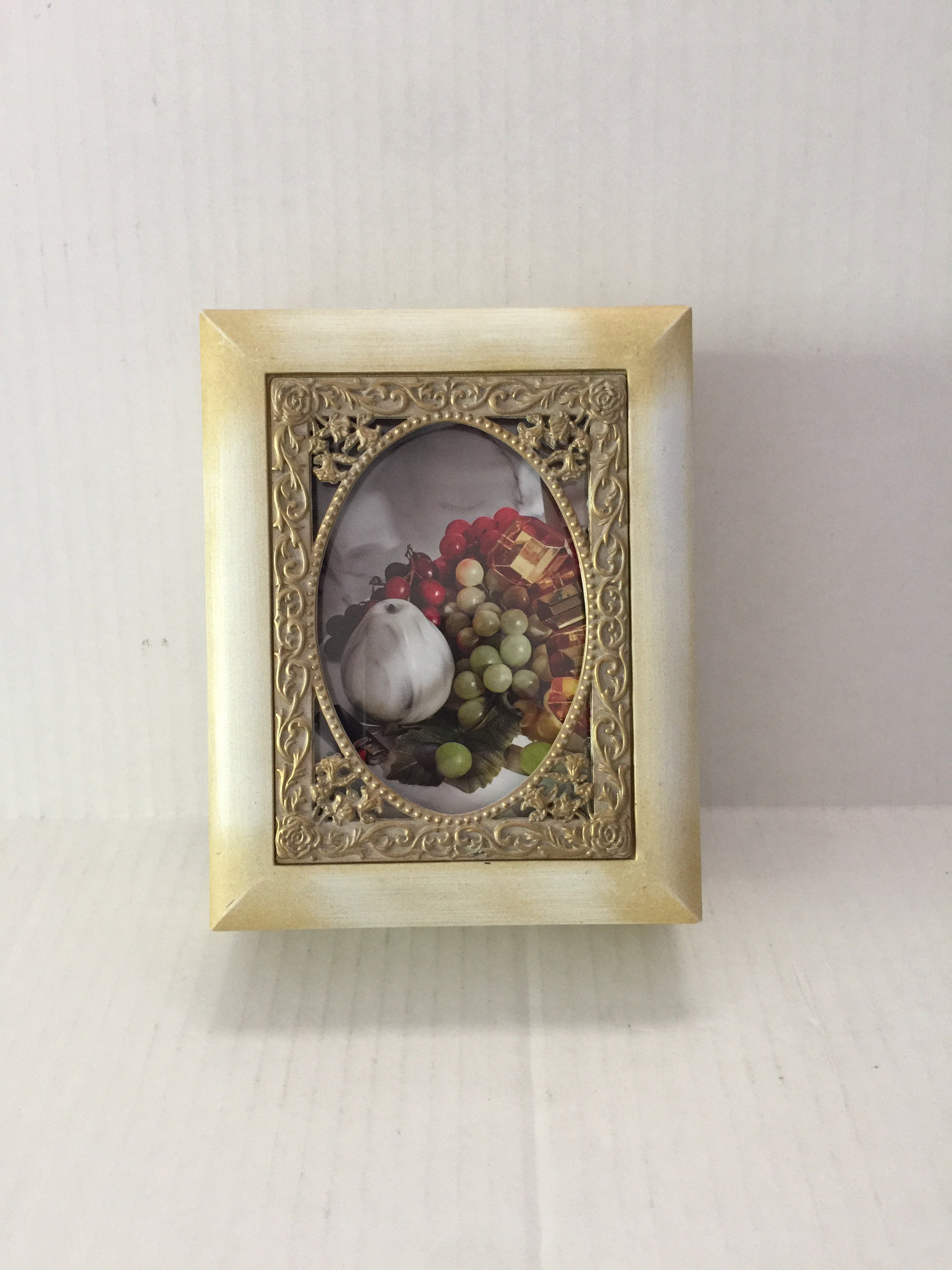Vintage Hinged Resin Photo Frame Box - Etsy