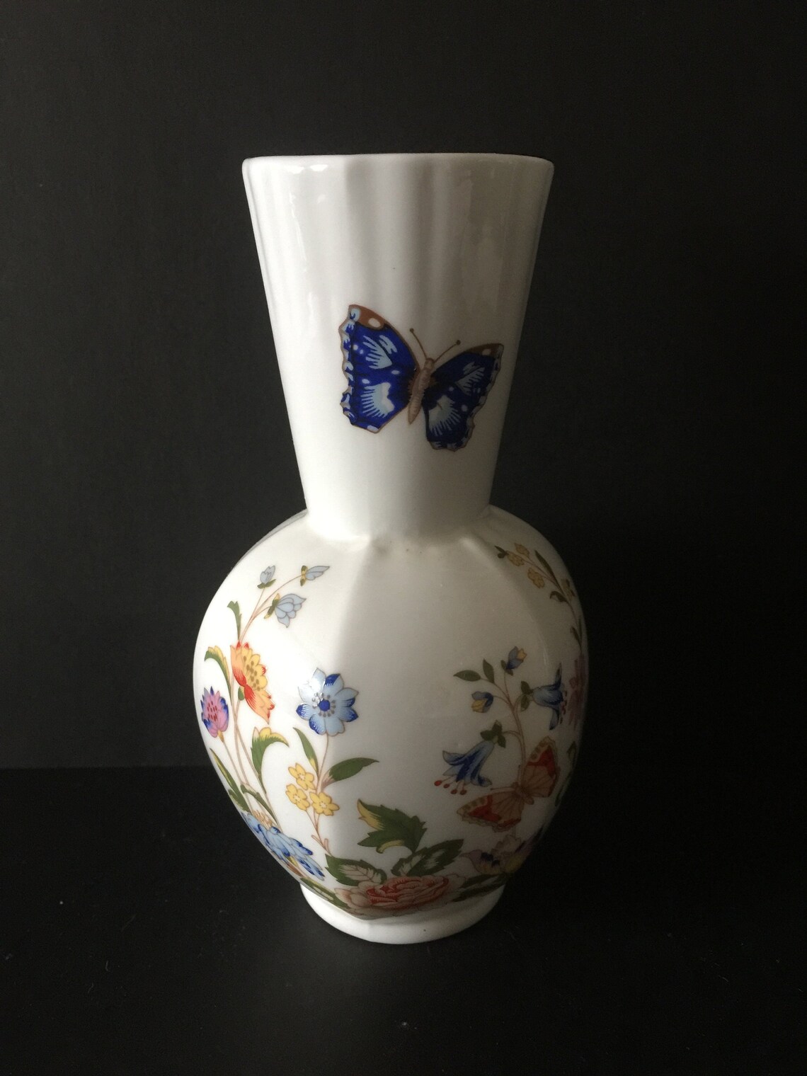 Aynsley Cottage Garden Vase, Made in England Etsy Israel