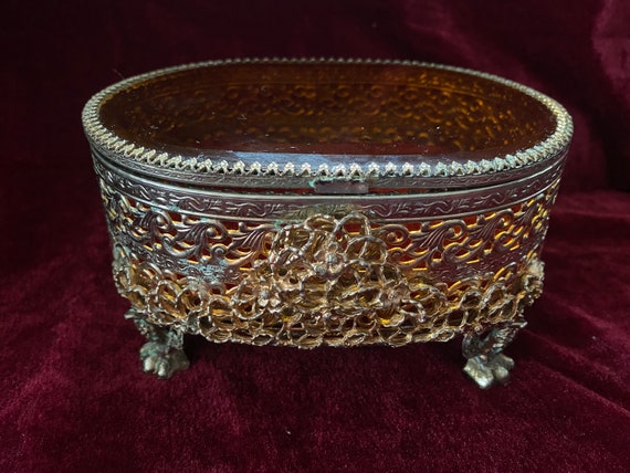 Vintage Ormolu Filigree Brass Vanity Box - image 2