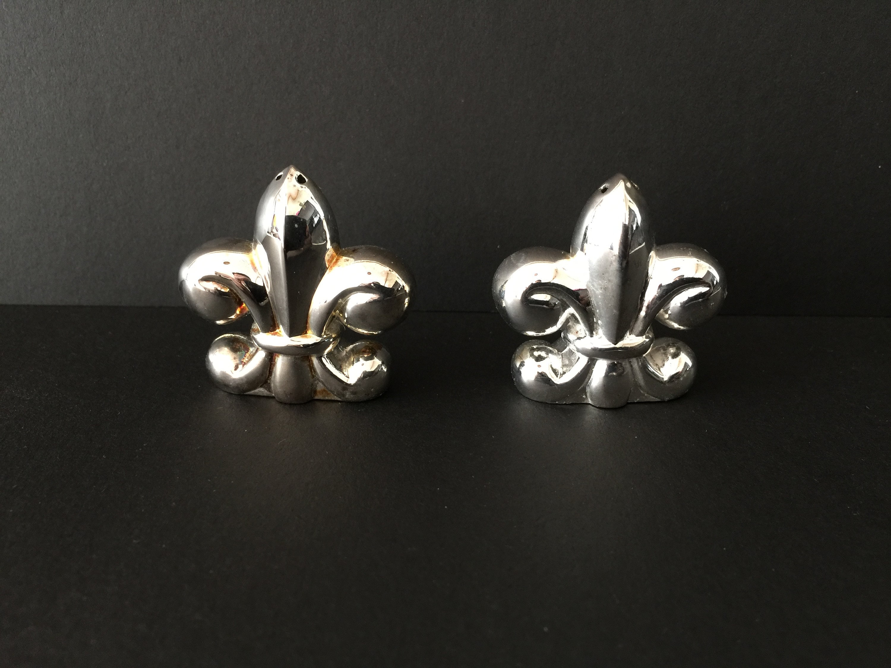 Fleur-de-lis Silver Pepper and Salt Shakers - Etsy
