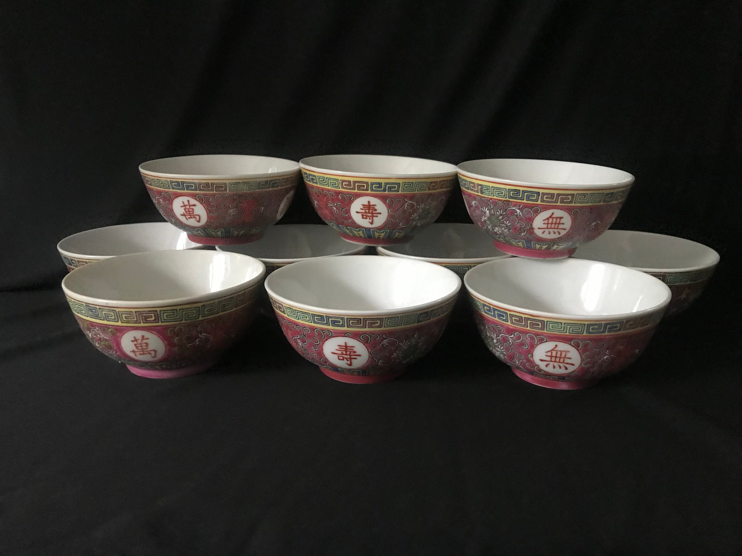 Vintage 2 Mun Shou Famille Rose Pink Longevity Jingdezhen Spoons 5 1/2" x 2" Vintage 2 Mun Shou Famille Rose Pink Longevity Jingdezhen Spoons 5 1/2" x 2"