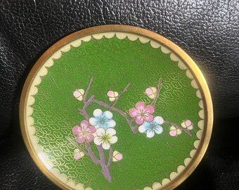 ヴィンテージの中国製七宝焼き皿、緑地に梅の花模様 - Etsy 日本