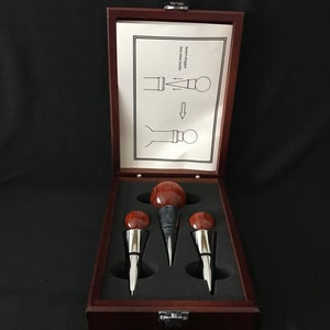 Vintage wine bottle stopper set