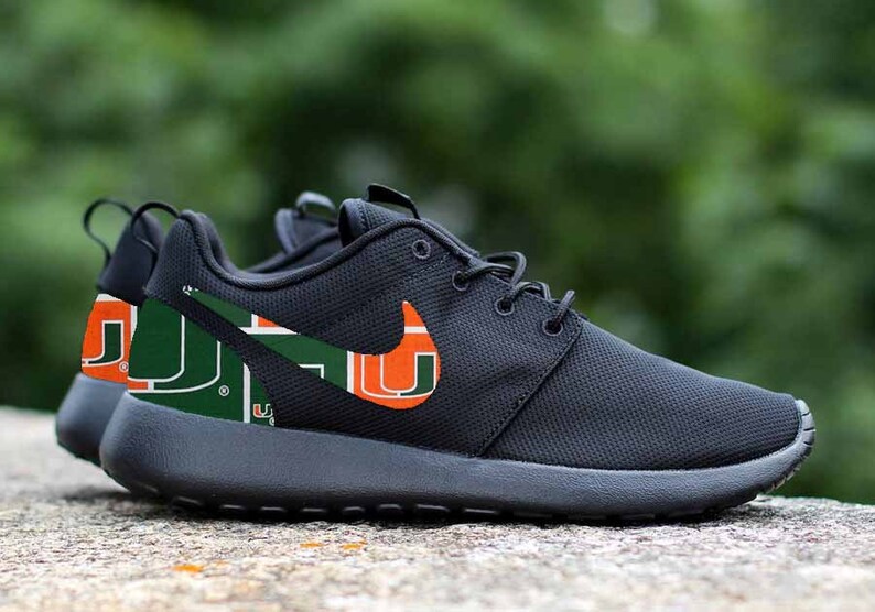 nike roshe foot locker