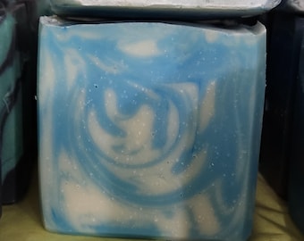 Eucalyptus Soap: Spearmint, Sea Salt, and Juniper Scent