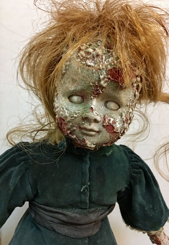 horror porcelain dolls