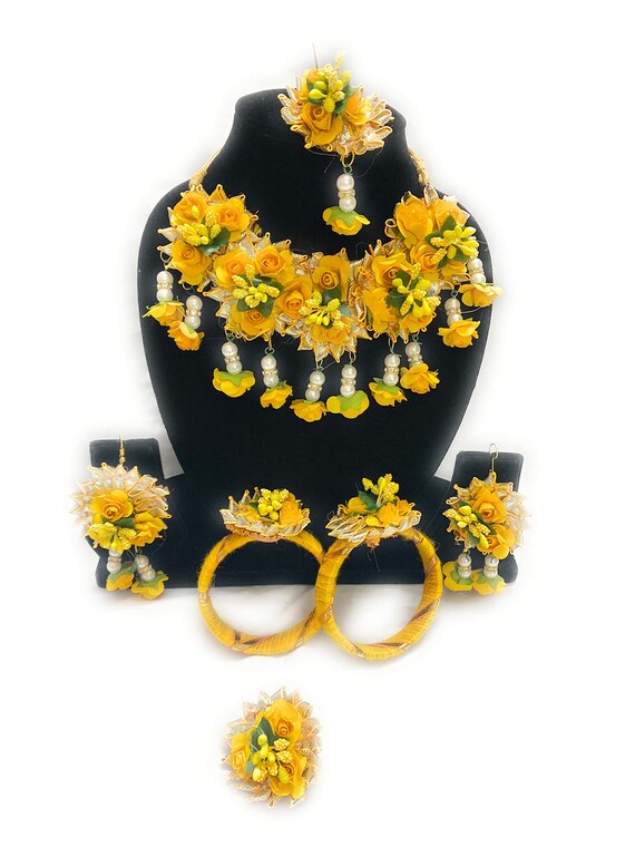 Yellow Flower Jewellery Best for Haldi Necklace mangtika earrings