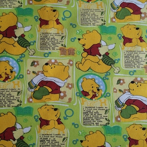Baumwoll-Canvas, grün mit Winnie Pooh Bär