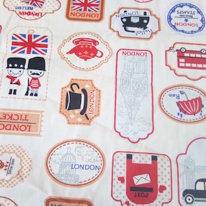 Cotton fabric, white with London motifs (Fabric_BK00085)