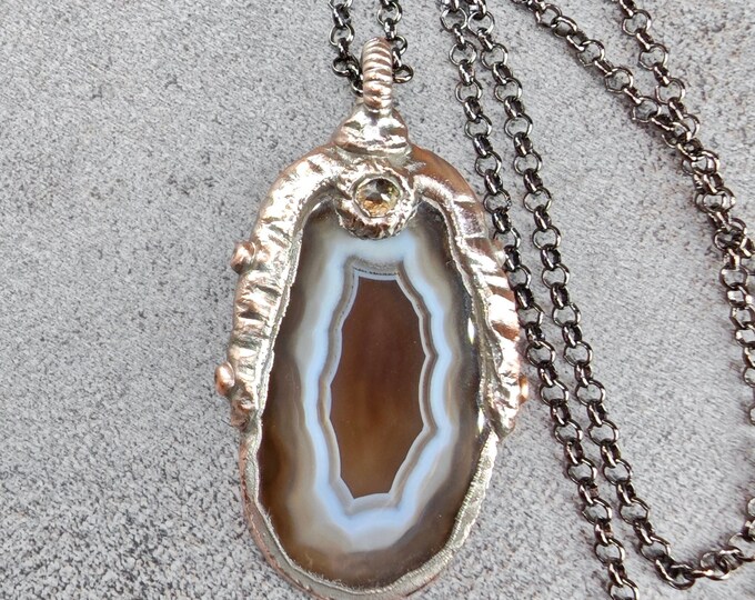 AGATE Necklace with stainless steel chain,  AGATE Pendant, symbolizes grounding and stability, protection, emotional healing and clarity.