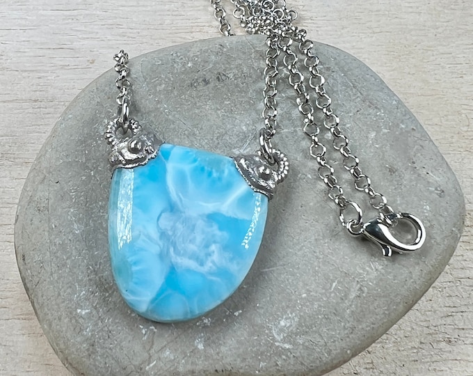 LARIMAR BEAUTY, Palladium plated, with stainless steel chain. Spiritual Crystal, Larimar Crystal, symbolizes Communication and Expression.