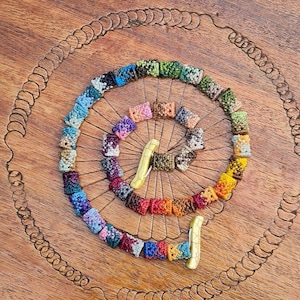 Two-coloured blend macrame Dreadlock bead