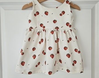 Baby Sommerkleid Erdbeeren Gr. 80