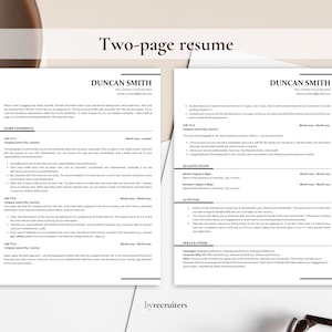 Puede incluir: Plantilla de curr&iacute;culum de dos p&aacute;ginas en blanco y negro. La plantilla incluye secciones para la experiencia laboral, las cualificaciones, las actividades, las habilidades y otras, y una secci&oacute;n de contacto. El texto de la plantilla proporciona consejos para escribir un curr&iacute;culum.