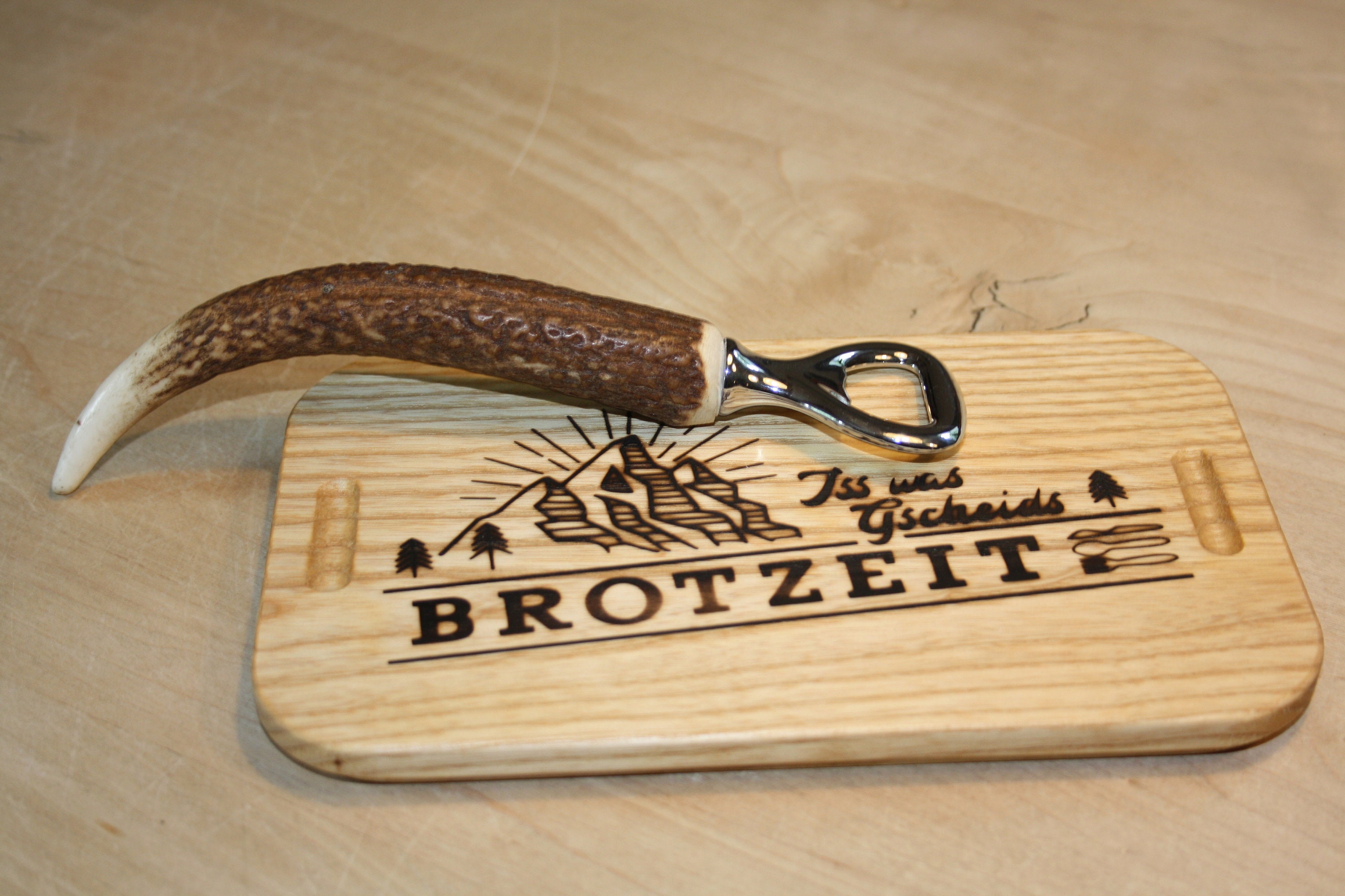 Traditioneller Flaschenöffner Mit Hirschgeweih-Griff – Sgian Brew Handarbeit Für Kiltträger | Inkl. Präsentationsbox