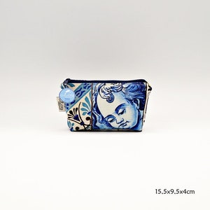 Handmade bag with representation of Portuguese tiles