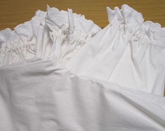 Witch's bloomers for children in white with lace various sizes