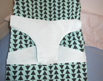 Rocker cover, cover for bouncer rocker in mint green with motifs