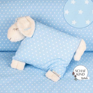 Cuddly pillow sleeping sheep Bobeli with name - light blue with stars 45 - SCHAFKIND