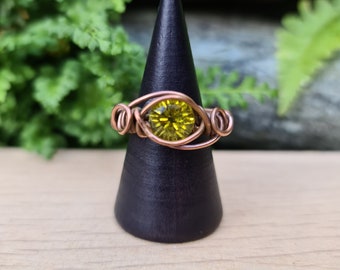 The "Evanora" Green Swarovski Crystal in Copper Ring