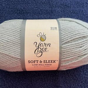 Yarn Bee Soft & Sleek Yarn (Viridescent) ~ super soft machine washable 100% low pill acrylic