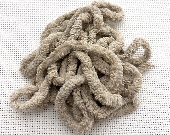 Beige Petite Chenille Trim (PC-97) by Vintage NeedleArts ~ hand dyed 2 continuous yards