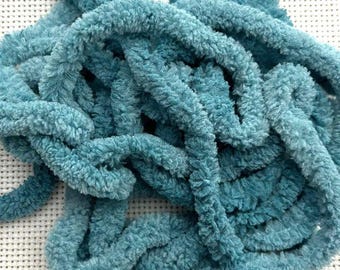 Peacock Petite Chenille Trim (PC-9) by Vintage NeedleArts ~ hand dyed 2 continuous yards
