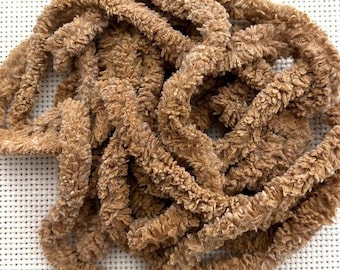 Pumpkin Spice Petite Chenille Trim (PC-4) by Vintage NeedleArts ~ hand dyed 2 continuous yards