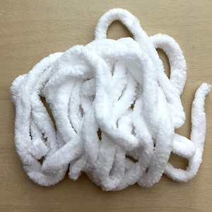 Snow Petite Chenille Trim (PC-B) by Vintage NeedleArts ~ 2 continuous yards
