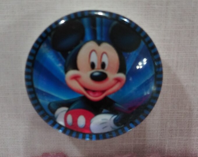 Mickey Mouse Needle Minder (319)