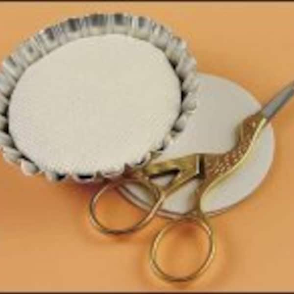 Tart Tin - pack of 4 - available in small and medium sizes - perfect for displaying needlework smalls