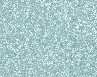 FAT QUARTER ~ Blue Flowers Fabric 100% cotton 18x22 inches pre-cut Quilter's Cotton