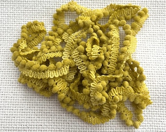 Curry Powder Mini Pom Pom Trim (MPP-105) by Vintage NeedleArts ~ hand-dyed 2 continuous yards