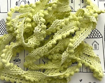 Jiminy Cricket Mini Pom Pom Trim (MPP-84) by Vintage NeedleArts ~ hand-dyed 2 continuous yards