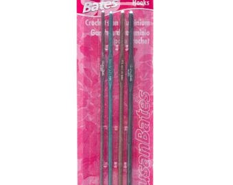 Susan Bates Silvalume Aluminum Crochet Hooks ~ Set of four C2/2.75, D3/3.25, E4/3.50, F5/3.75 small