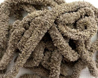 Walnut Petite Chenille Trim (PC-18) by Vintage NeedleArts ~ hand dyed 2 continuous yards