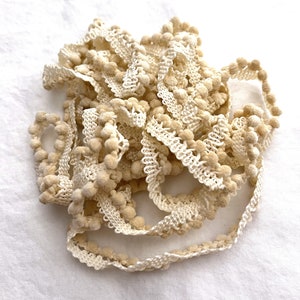 Irish Cream Mini Pom Pom Trim (MPP-19) by Vintage NeedleArts ~ hand-dyed 2 continuous yards