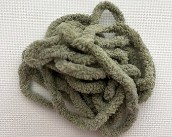 Milkweed Petite Chenille Trim (PC-68) by Vintage NeedleArts ~ hand dyed 2 continuous yards