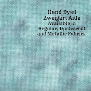 以下が含まれることがあります： 手染めのツヴァイガルトアイダ生地。レギュラー、オパール、メタリックの生地からお選びいただけます。