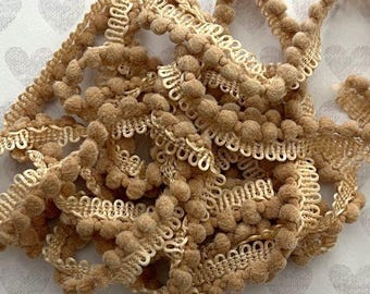 Chai Tea Latte Mini Pom Pom Trim (MPP-42) by Vintage NeedleArts ~ hand-dyed 2 continuous yards