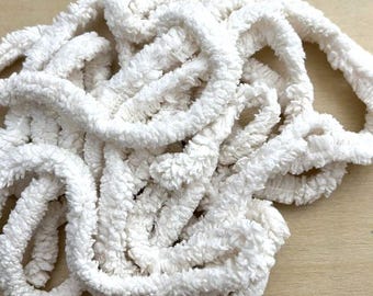 Crema Petite Chenille Trim (PC-10) by Vintage NeedleArts ~ hand dyed 2 continuous yards
