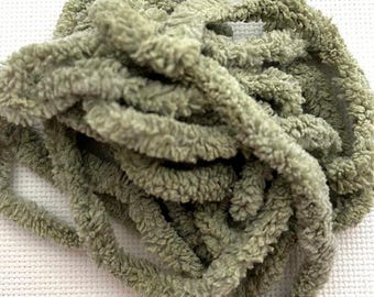 Milkweed Petite Chenille Trim (PC-68) by Vintage NeedleArts ~ hand dyed 2 continuous yards