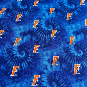 University of Florida Novelty fabric from Sykel Enterprises ~ 100% Quilter&#39;s cotton Gators UF college football tie dye licensed sports team
