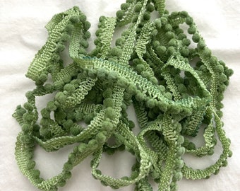 Fern Mini Pom Pom Trim (MPP-75) by Vintage NeedleArts ~ hand-dyed 2 continuous yards