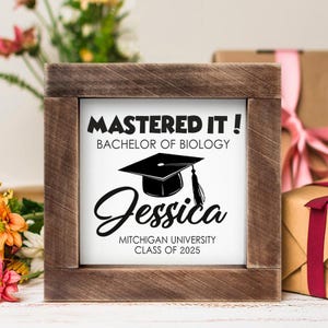 Regalo de graduación personalizado Letrero con el nombre del graduado Letrero "Dominé mi pasión" Regalo único de graduación universitaria Regalo de maestría