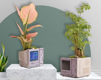 Resin Creative Retro Computer Succulent Pot for Home Decration,Indoor Succulent Planter,Plant Pot,Table Decoration,Flowerpot Birthday Gift